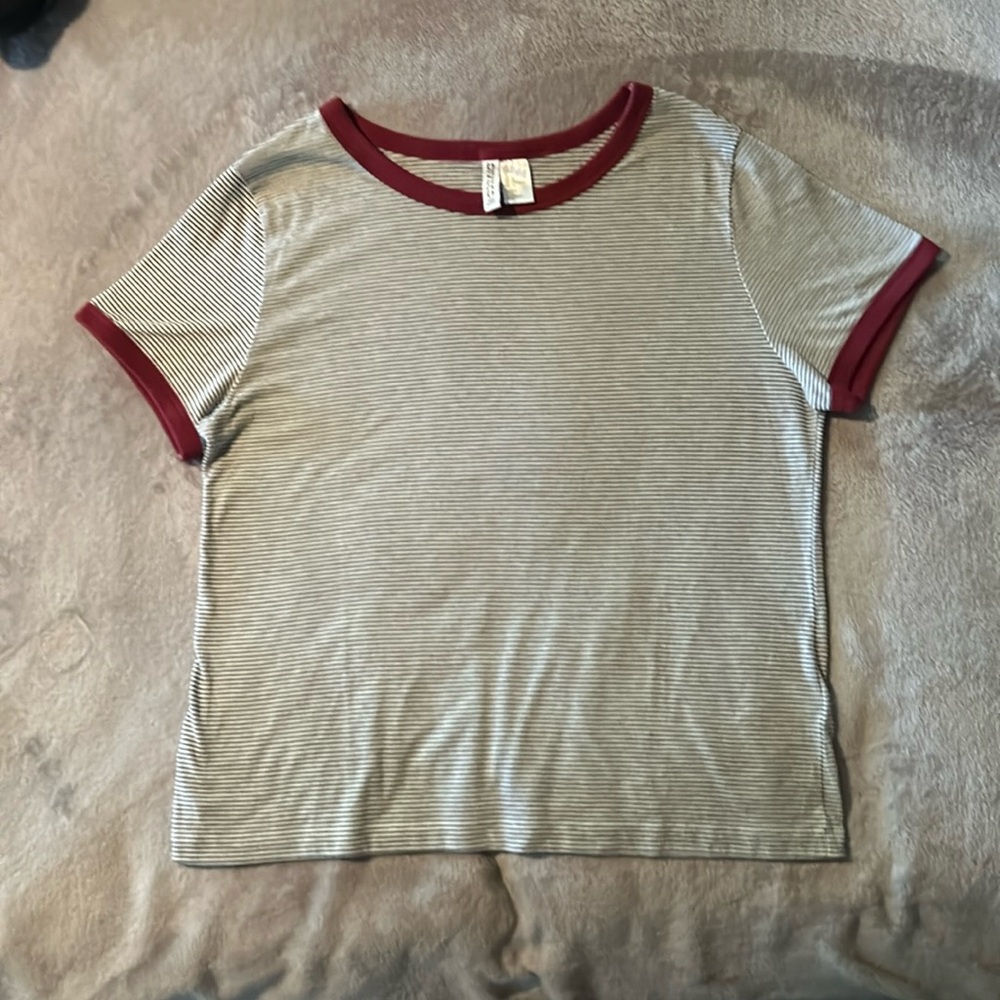 H&M Divided t-shirt good condition